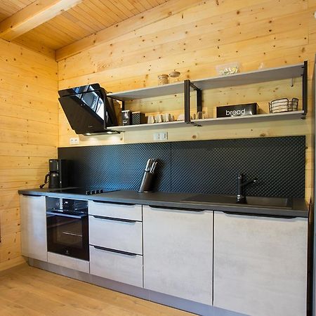 Holiday Home Natura สลูน ภายนอก รูปภาพ
