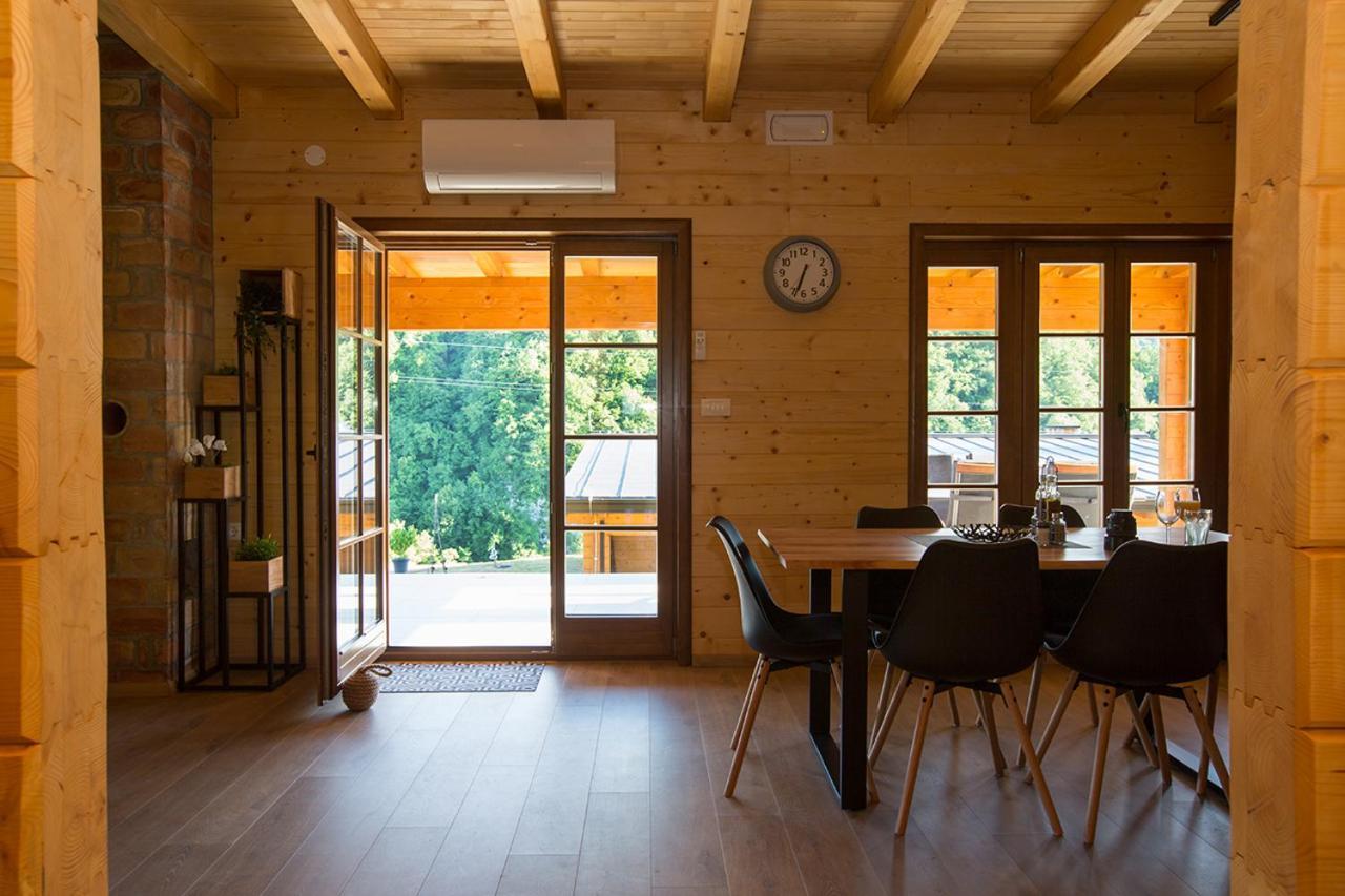 Holiday Home Natura สลูน ภายนอก รูปภาพ
