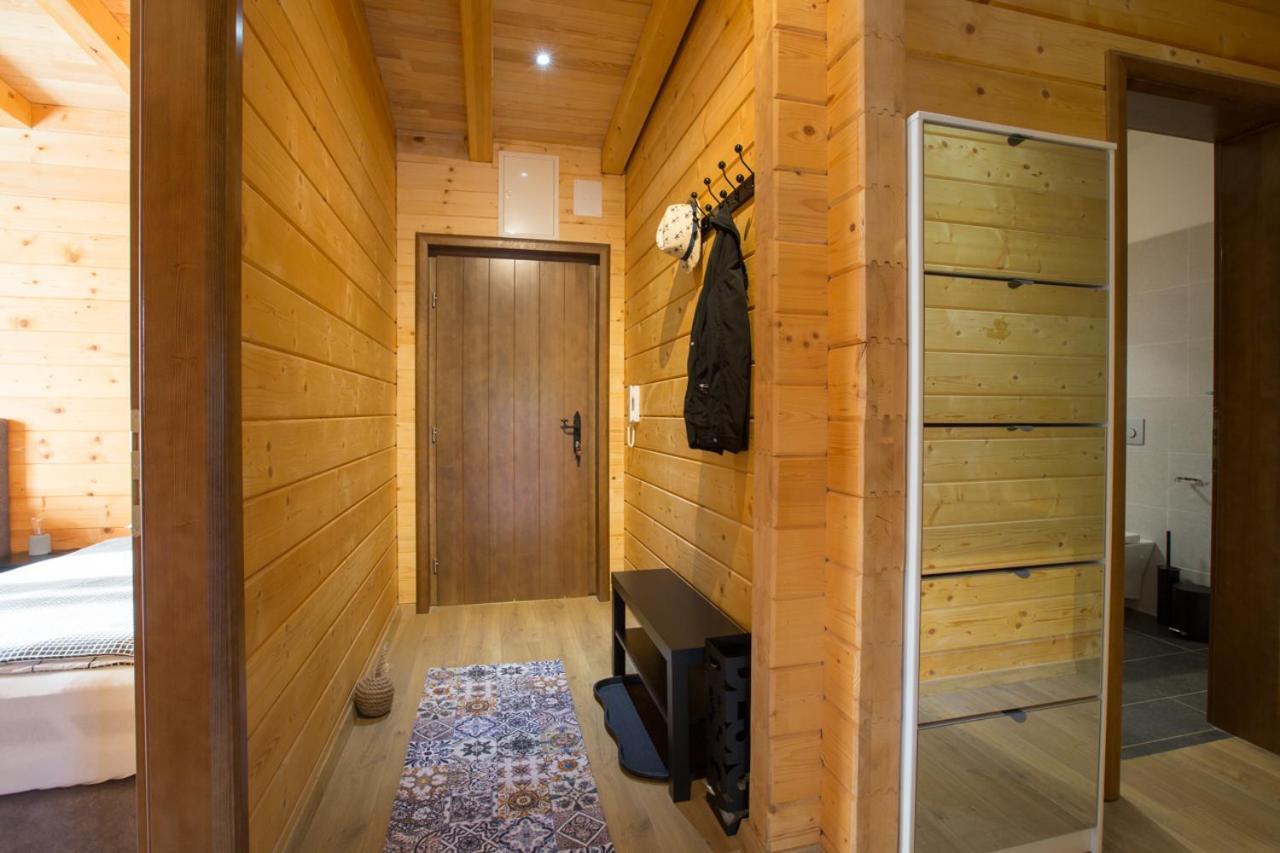 Holiday Home Natura สลูน ภายนอก รูปภาพ