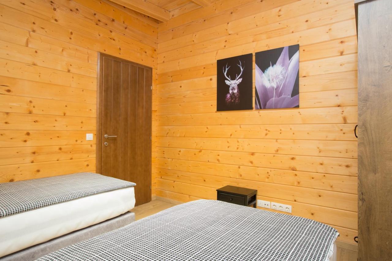 Holiday Home Natura สลูน ภายนอก รูปภาพ